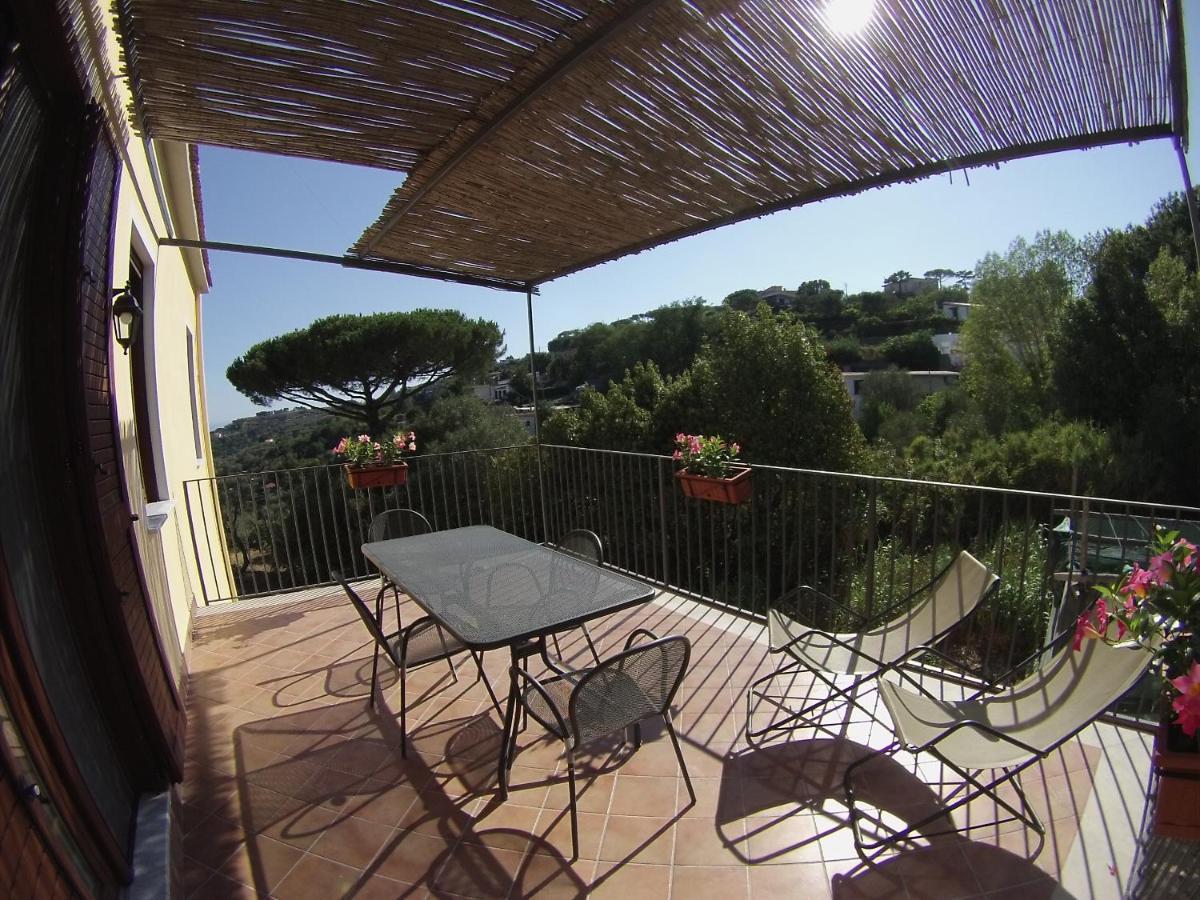 Fondo Santa Lucia Apartment SantʼAgata sui Due Golfi Cameră foto