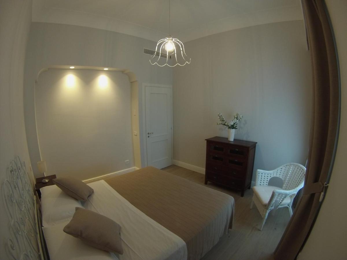 Fondo Santa Lucia Apartment SantʼAgata sui Due Golfi Cameră foto