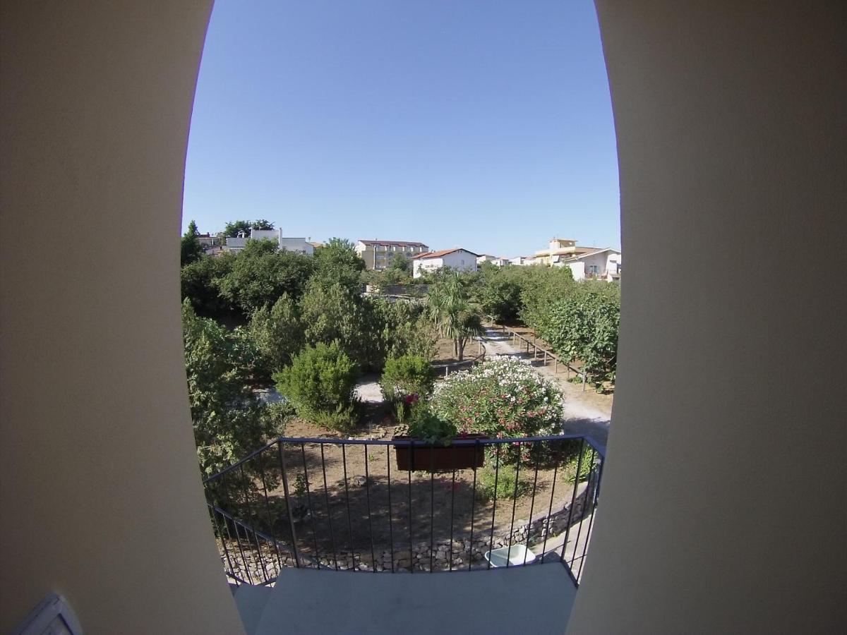 Fondo Santa Lucia Apartment SantʼAgata sui Due Golfi Cameră foto